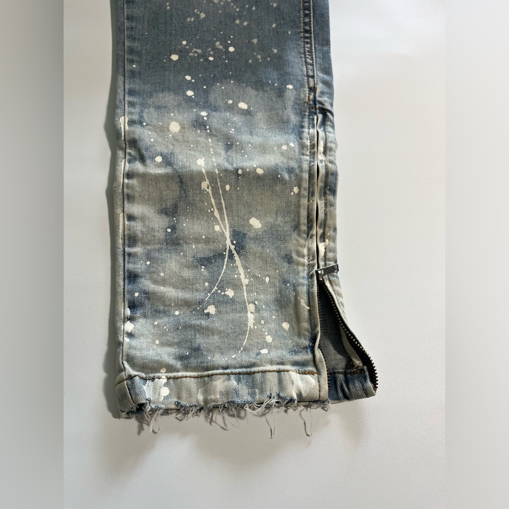 Men's Paint-Splatter Skinny Jeans in Blue 080 - Picture 3 of 8